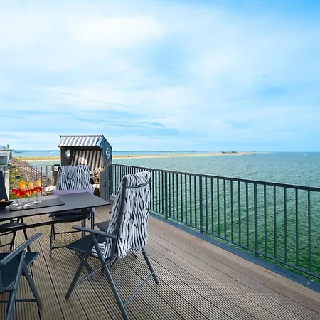 Sea Point – Traumhafter Ostseeblick Und Moderne Eleganz Im Ostseeresort *