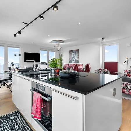 Sea Point – Traumhafter Ostseeblick Und Moderne Eleganz Im Ostseeresort Apartment Olpenitz