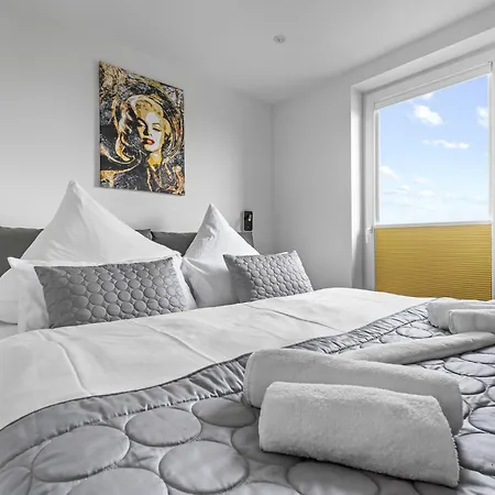 Apartment Sea Point – Traumhafter Ostseeblick Und Moderne Eleganz Im Ostseeresort *